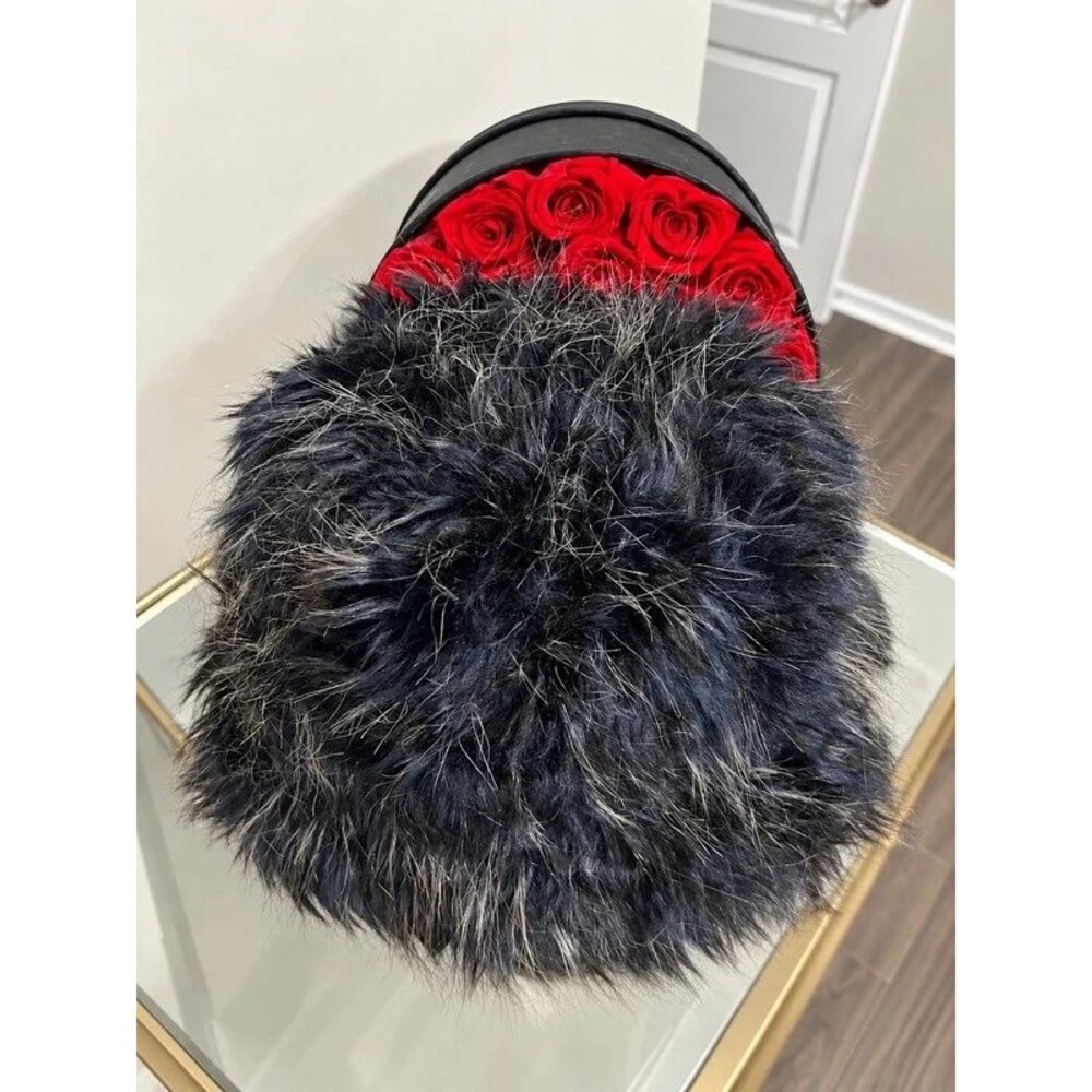 Goorin Brothers Navy Faux Fur Winter Hat Size Medium